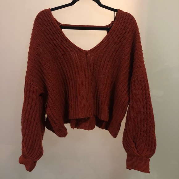 Chunky Knit Rust Coloured backless V-Neck Sweater - Picture 3 of 5